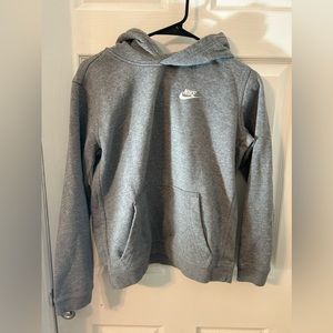 Gray Nike Sweatshirt Youth XL Great Condition Worn a Handful of Times